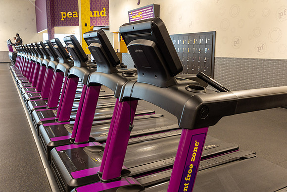 Planet_Fitness-24
