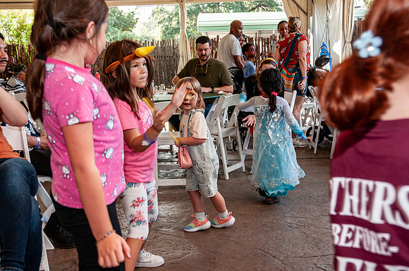 Cheniere_Candids-164