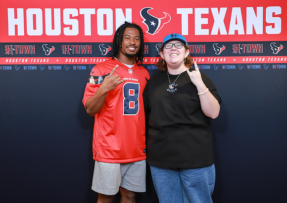 11262024_Texans_Fan_Night-503