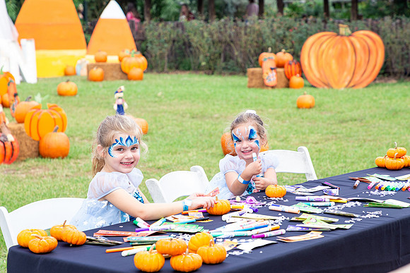 Gibson Dunn_Houston Boo Zoo_10-18-25-52