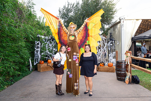 Gibson Dunn_Houston Boo Zoo_10-18-25-68