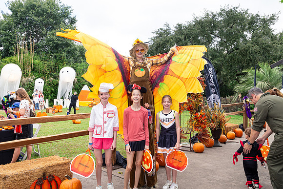 Gibson Dunn_Houston Boo Zoo_10-18-25-76