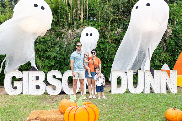Gibson Dunn_Houston Boo Zoo_10-18-25-84