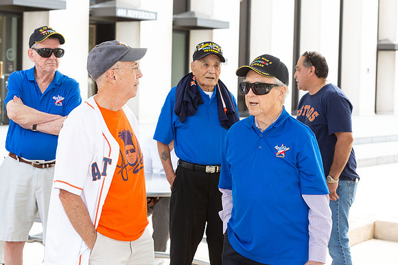 HF_Astros_190908_026