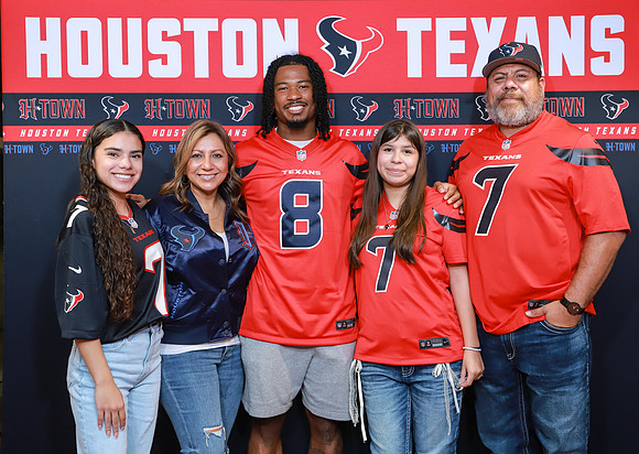 11262024_Texans_Fan_Night-490
