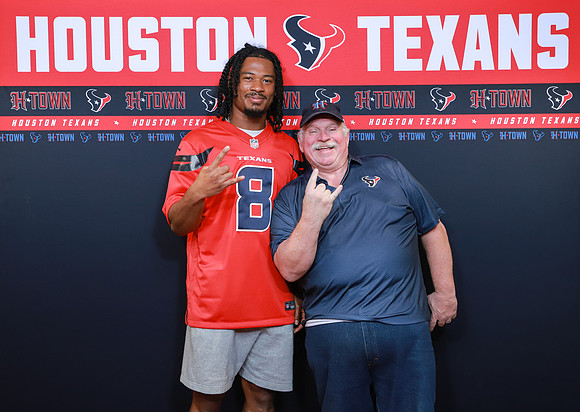 11262024_Texans_Fan_Night-521