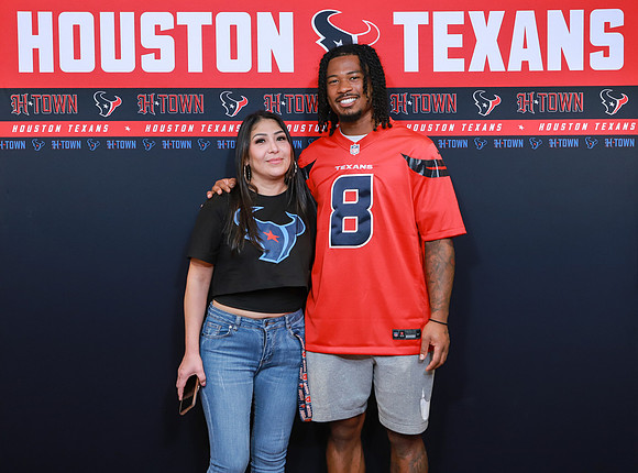 11262024_Texans_Fan_Night-460