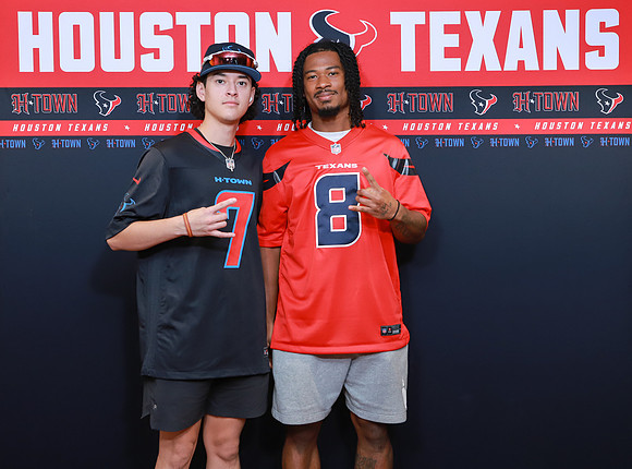 11262024_Texans_Fan_Night-358