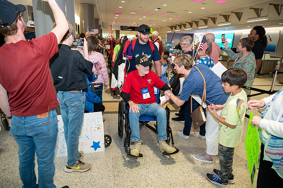 Honor_Flight_1-28-1894