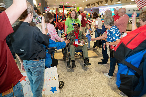 Honor_Flight_1-28-1896