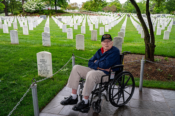 Honor_Flight_1-28-1215