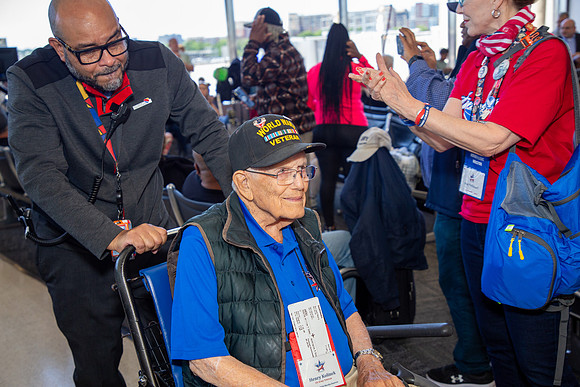 HF36_Dulles Airport Arrival-11