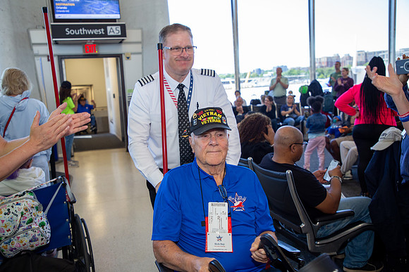 HF36_Dulles Airport Arrival-24