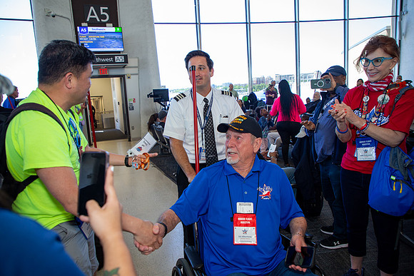 HF36_Dulles Airport Arrival-39