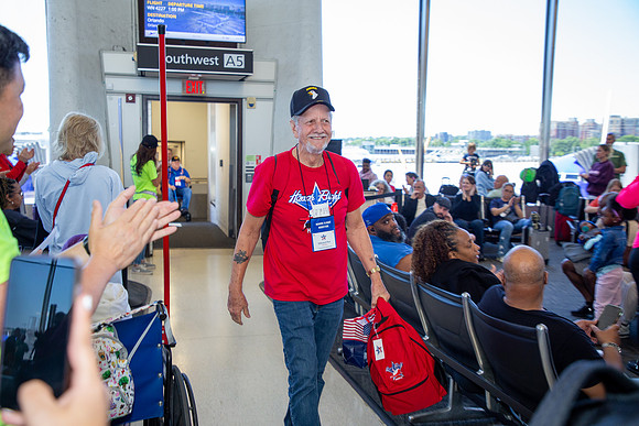 HF36_Dulles Airport Arrival-5
