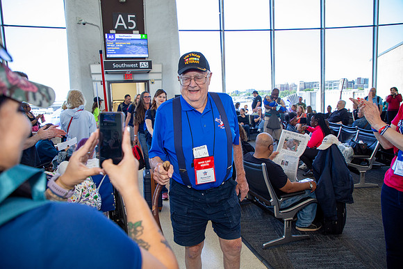 HF36_Dulles Airport Arrival-70