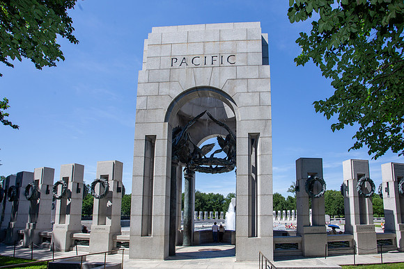 HF36_WWII Memorial-1