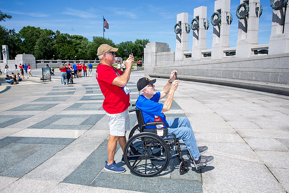 HF36_WWII Memorial-19