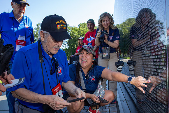 HF36_Vietnam Veterans Memorial-10