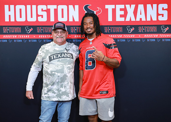 11262024_Texans_Fan_Night-523