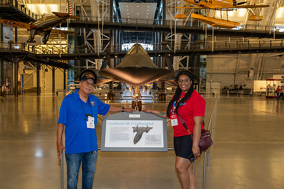 05-HF37_Air and Space-63