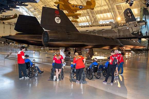 05-HF37_Air and Space-71