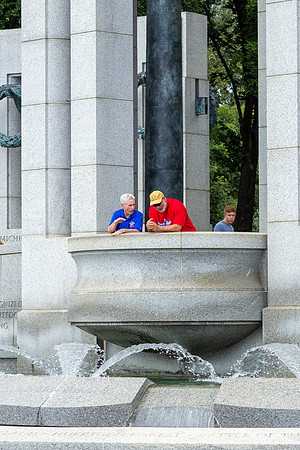 04-HF37_WWII Memorial-47