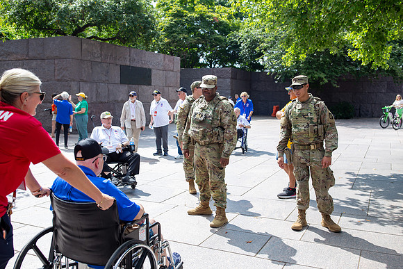 10-HF36_MLK-FDR Memorial-66