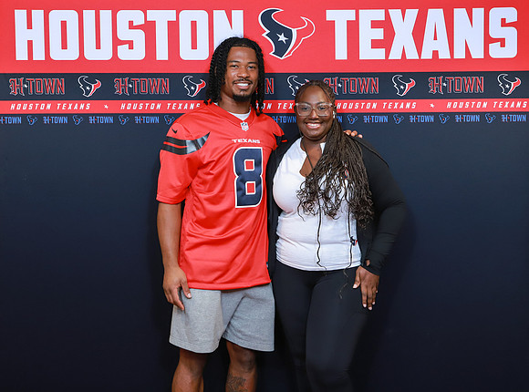 11262024_Texans_Fan_Night-469