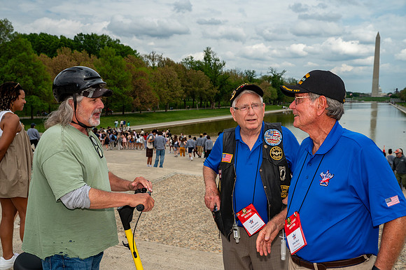 HF33-6953