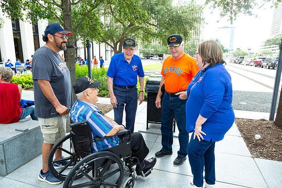 HF_Astros_190908_047