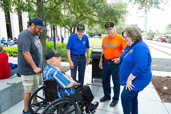 HF_Astros_190908_046