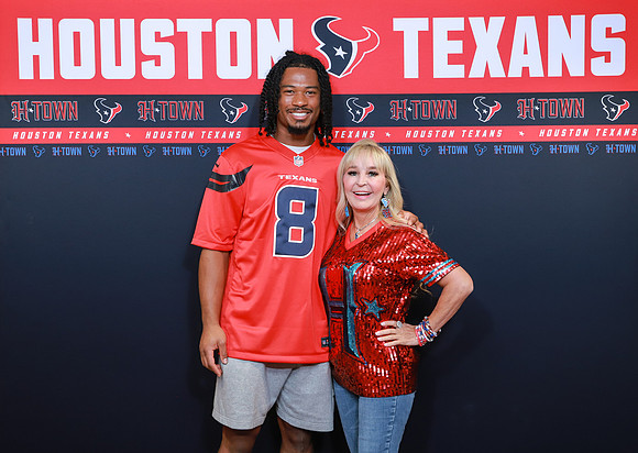 11262024_Texans_Fan_Night-520