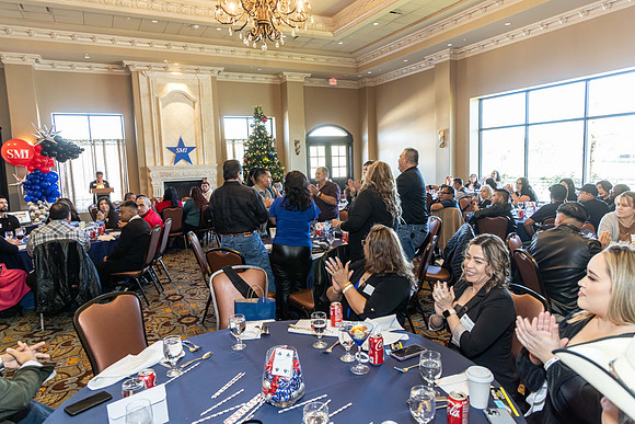 2023_SMI_Holidayt_Party-37