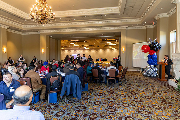2023_SMI_Holidayt_Party-42