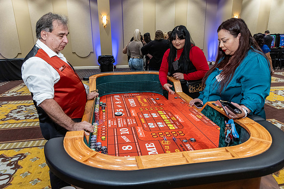 2023_SMI_Holidayt_Party-155