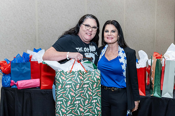 2023_SMI_Holidayt_Party-242