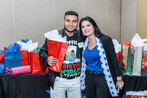 2023_SMI_Holidayt_Party-243