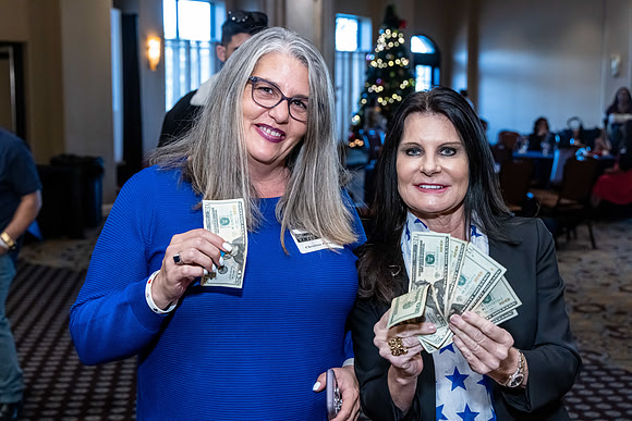 2023_SMI_Holidayt_Party-327
