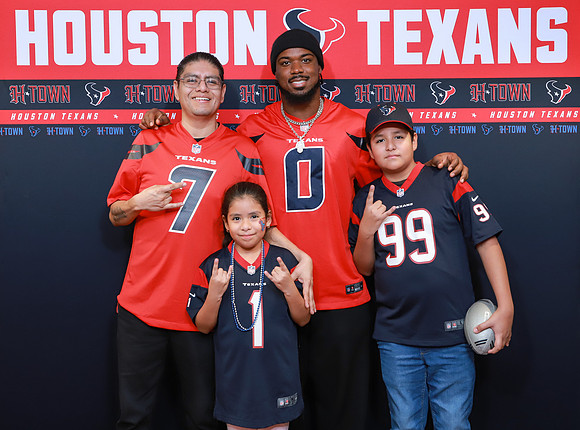 11262024_Texans_Fan_Night-330