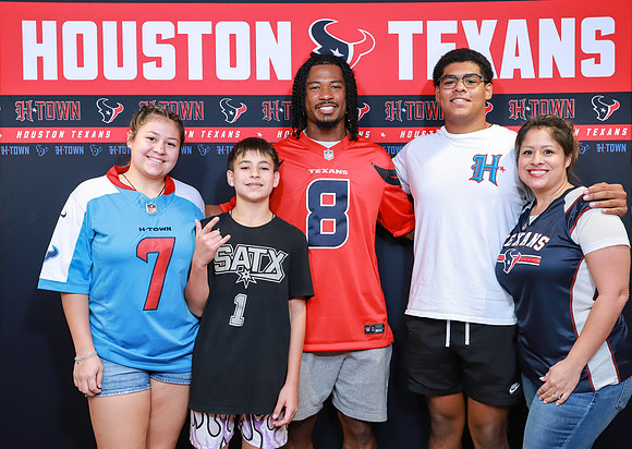 11262024_Texans_Fan_Night-524
