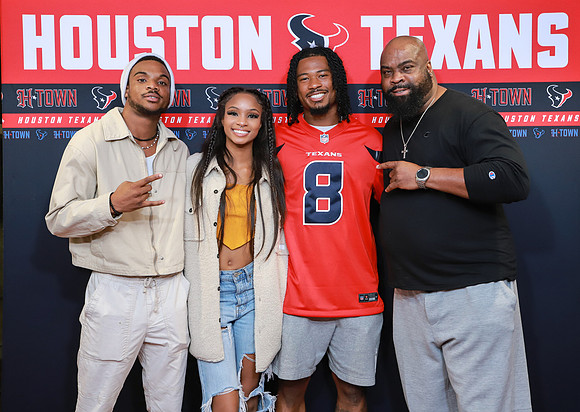 11262024_Texans_Fan_Night-478