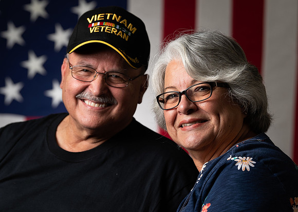 Gonzalez_Hector_and wife