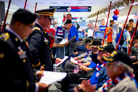 Honor Flight-10-2019343