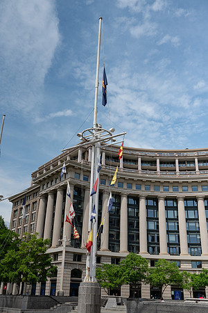 HF33-6807