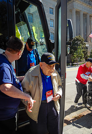 Honor Flight-10-2019369