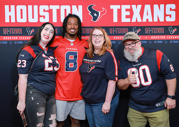 11262024_Texans_Fan_Night-526
