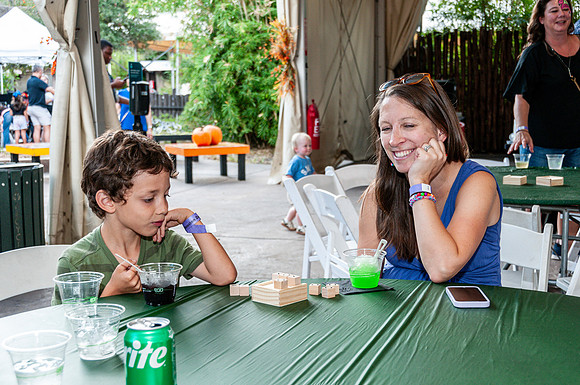 Cheniere_Candids-41